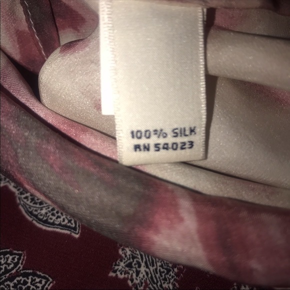 ๐ฅ Silk Tank ๐ฅ - Picture 5 of 6